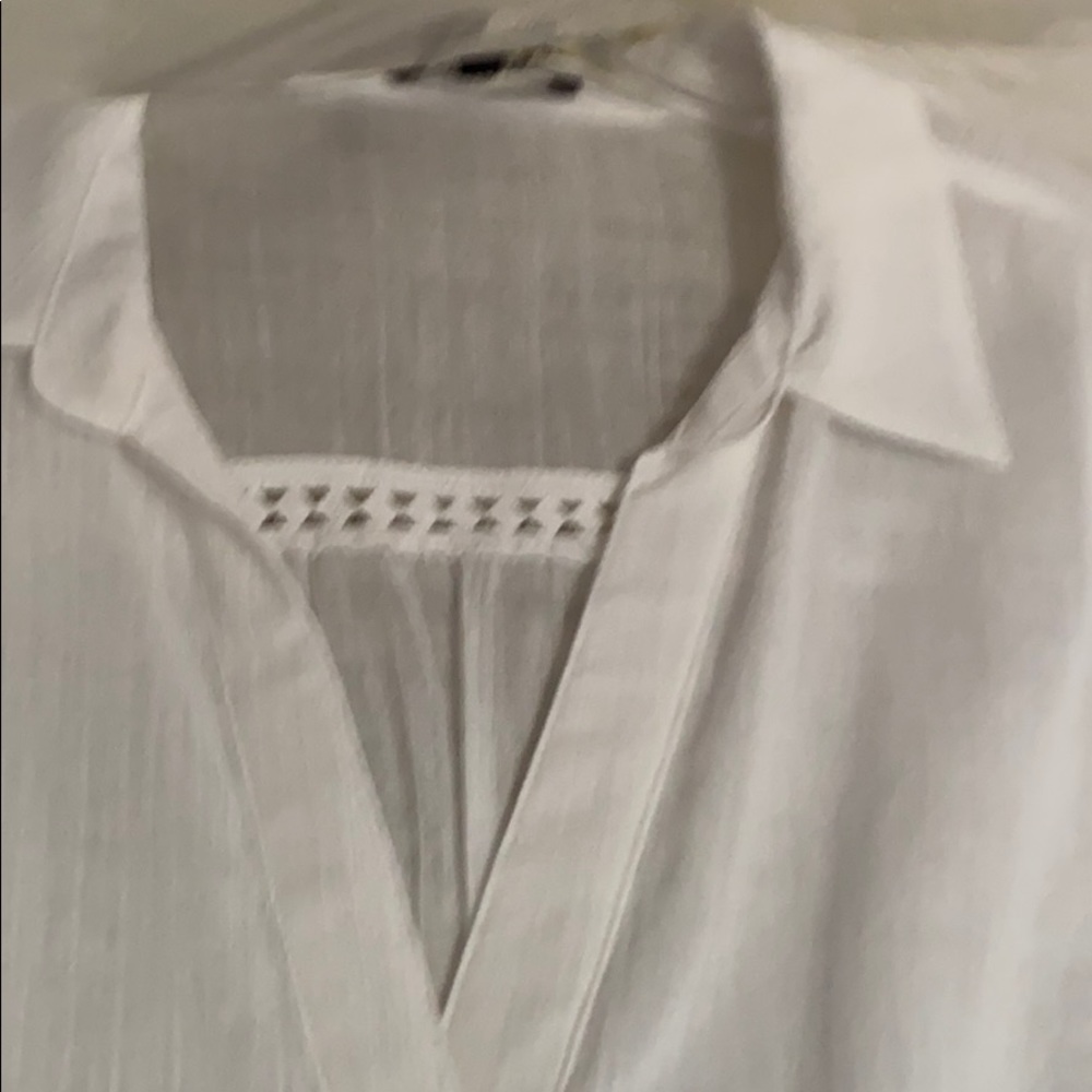 NYDJ white blouse with lace trim - L NWT